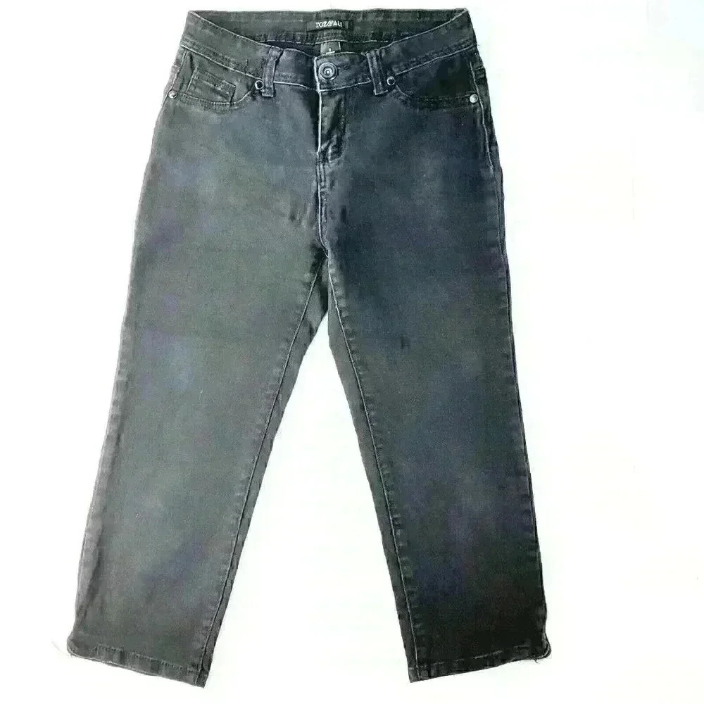 COPY - Roz & Ali Capri Dark Wash Cuffed Denim Women